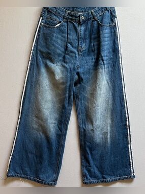 Utmost Felicity Wide Leg Baggy Pleated Side Stripe Jeans Size L/ 32”